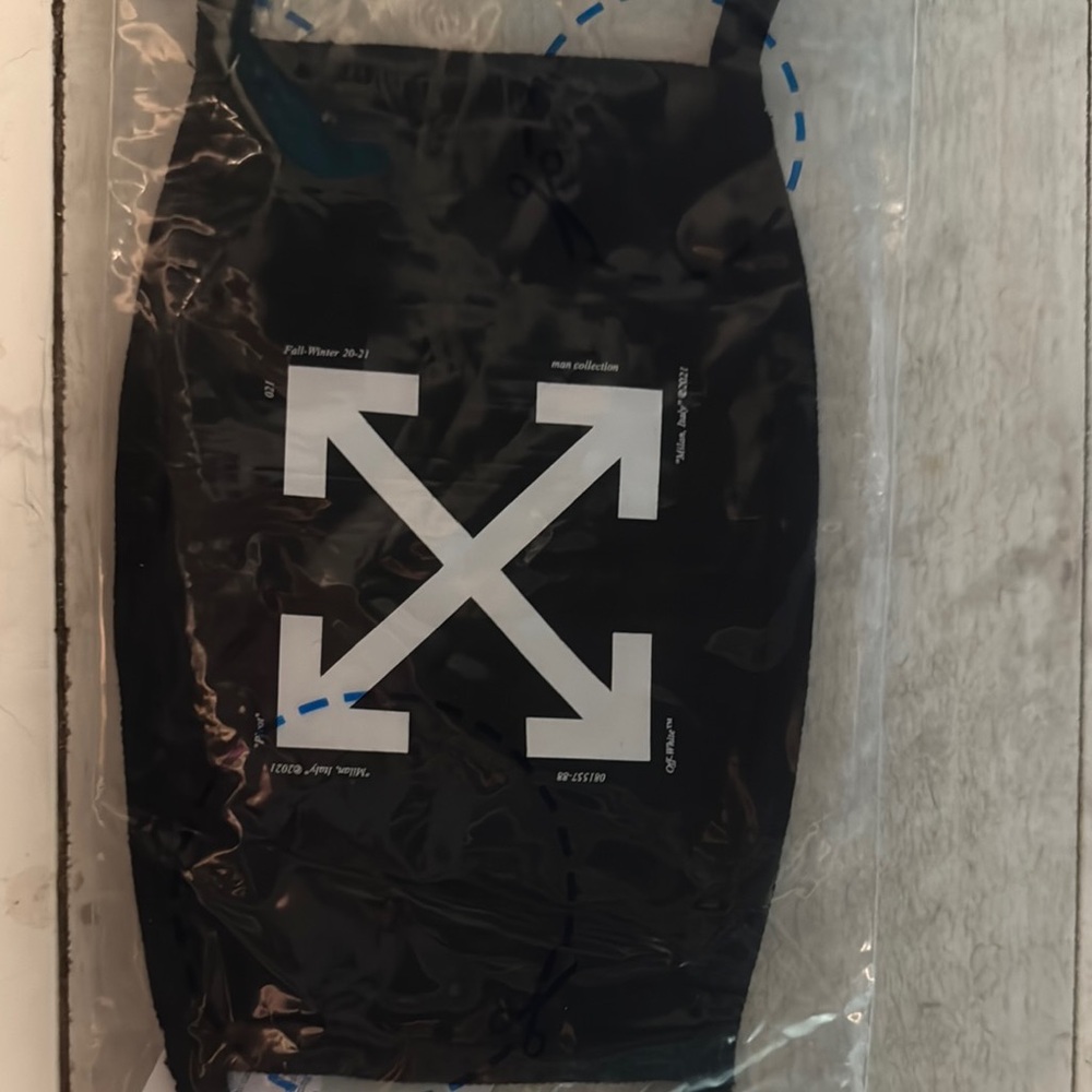 OFF WHITE face mask brand new
